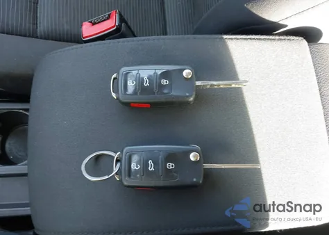 2015 Volkswagen Tiguan S z USA, uszkodzony, nr VIN WVGBV7AX4FW542024